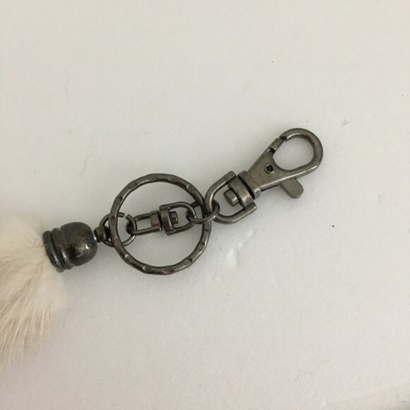 Animal Fur Tail Keychain Cream/Beige - Picture 2 of 4
